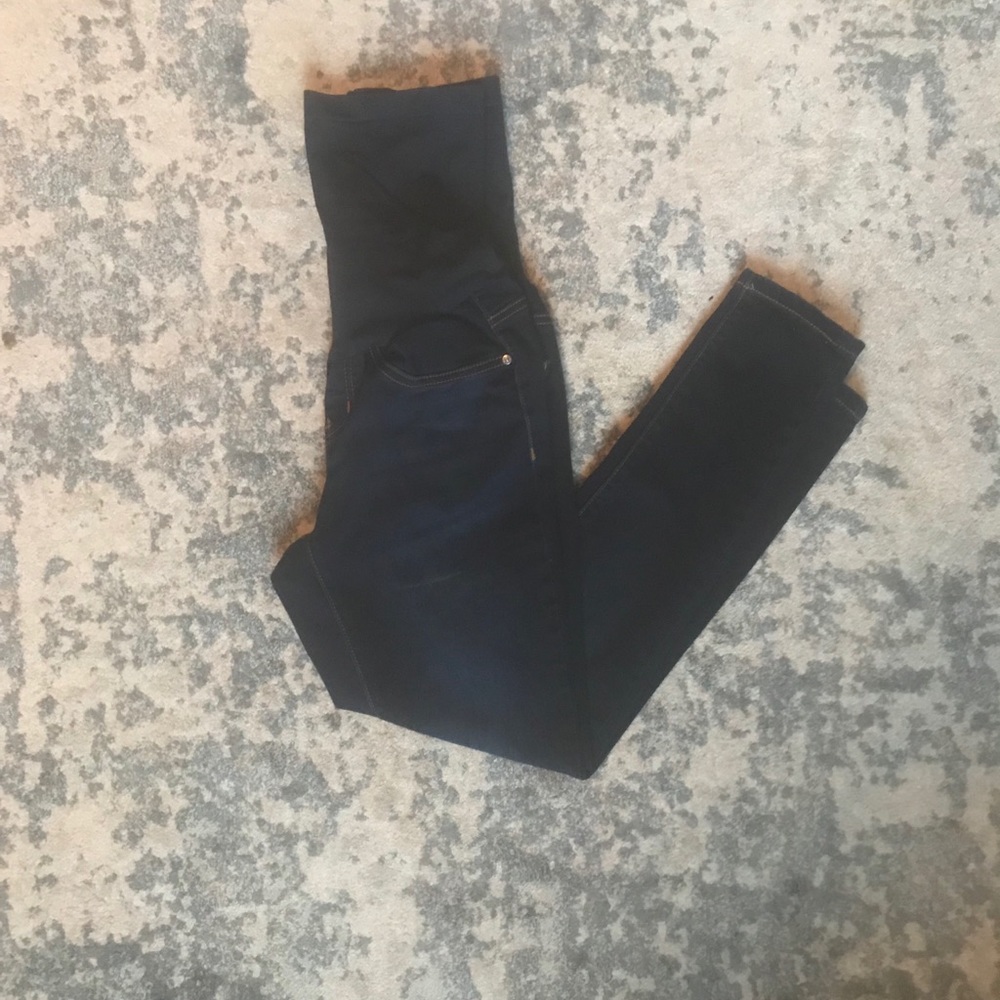 Dark denim Maternity skinny jeans in Size Small